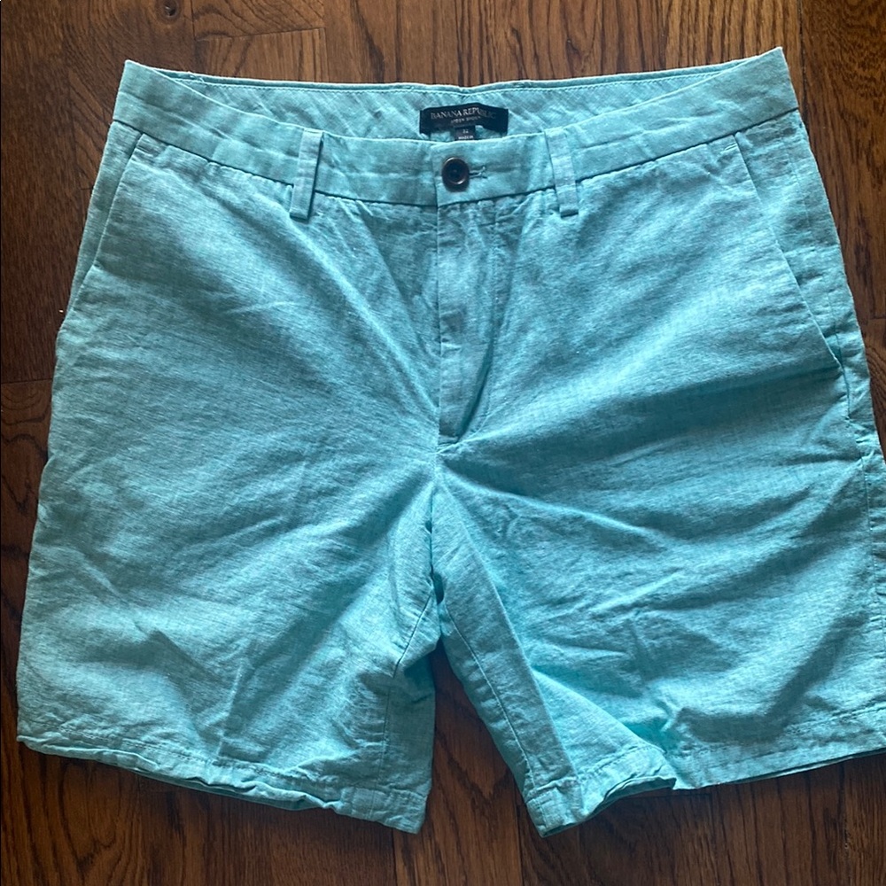 Like New Banana Republic Men's Aqua Shorts